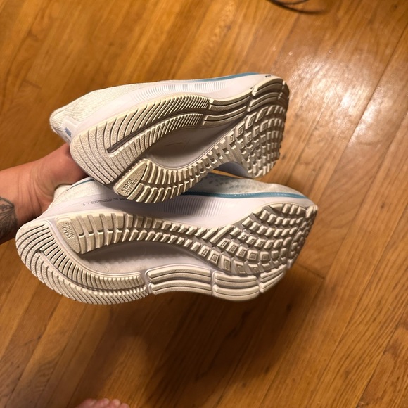 Nike zoom pegasus 37 - Picture 2 of 3